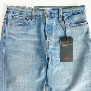 Levi’s Wedgie Fit Jeans